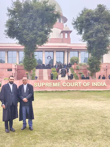 Advocate. Mukesh katariya