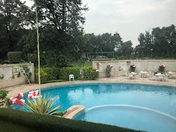 The Executive Club Resort