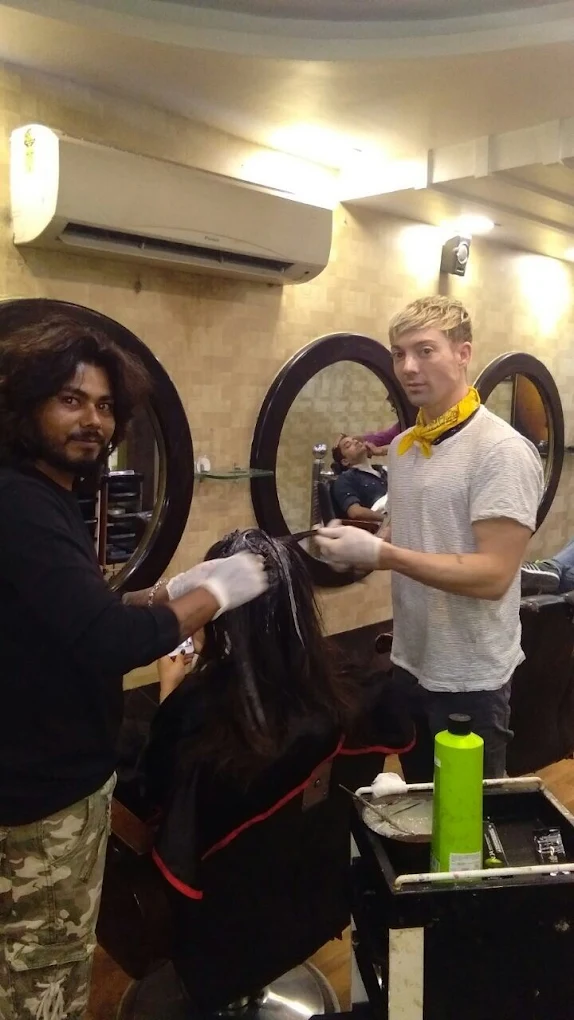 Xpose Salon