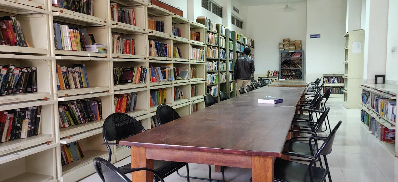 Lachoo Memorial College