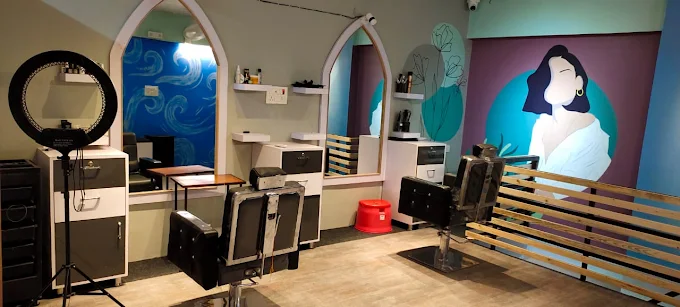 BWB MAKEUP STUDIO& ACADEMY