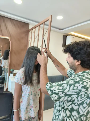 OMsen Makeup Studio