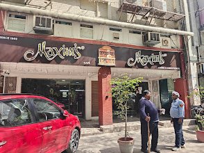 Maxim's Bakers & Confectioners