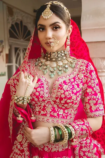 Seema Sarraf Best Makeup Artist
